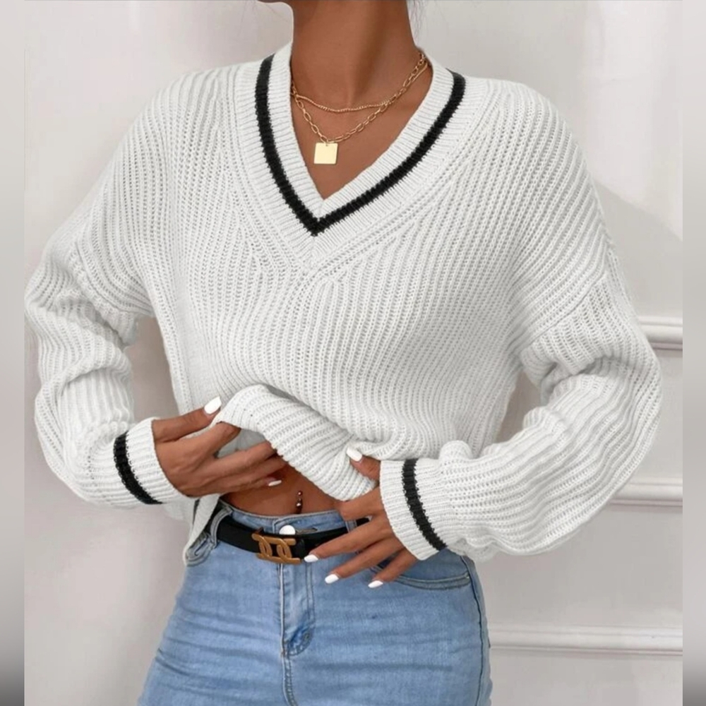 NWOT V-Neck White Sweater with Black Trim - Size S